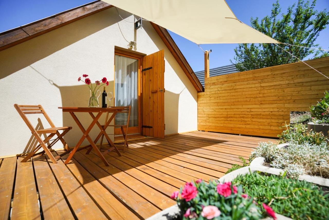 Borház Apartman Eger Esterno foto